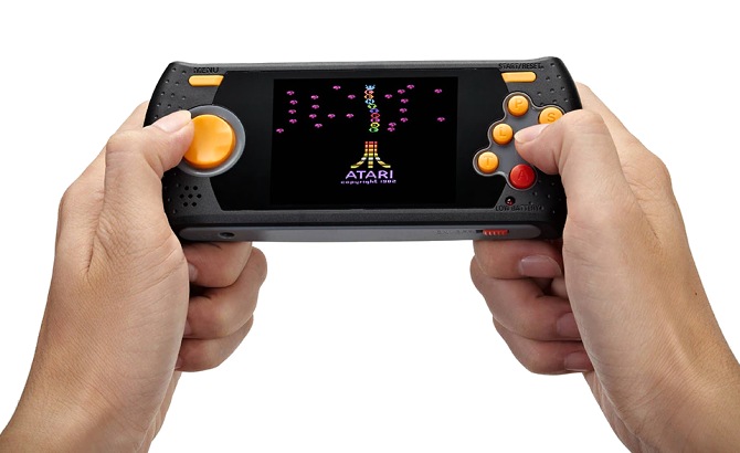 Recenze hern konzole Atari Flashback Portable